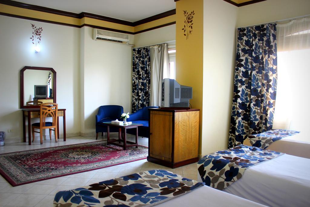 Aifu Resort 3*
